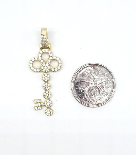 STPW-104, Sterling Silver Key Pendant 14K Gold Plated
